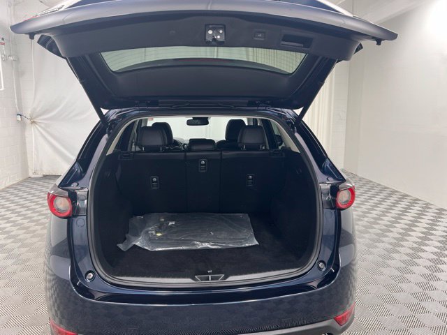 Used 2018 MAZDA CX-5 Touring w/ Preferred Equipment Package AWD/4WD image 8