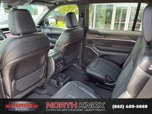 New 2026 Jeep Grand Cherokee L Limited AWD/4WD image 18