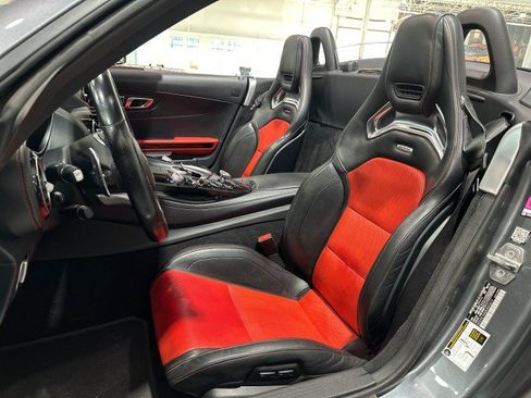 Used 2019 Mercedes-Benz AMG GT Roadster image 54