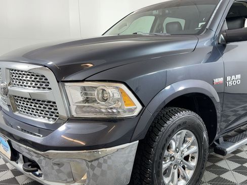 Used 2013 RAM 1500 Laramie w/ Convenience Group image 9
