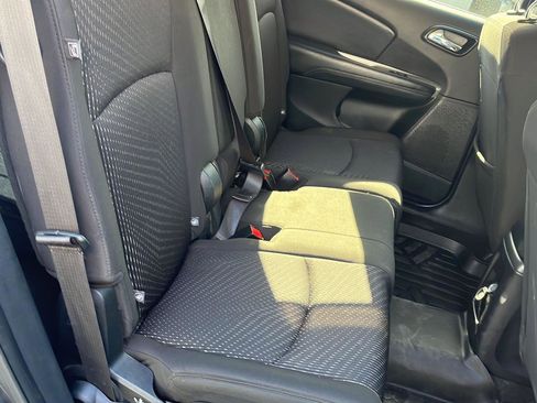 Used 2019 Dodge Journey SE w/ Connectivity Group AWD/4WD image 25