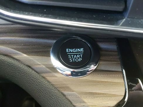 Used 2022 Ford Explorer Limited w/ Equipment Group 301A AWD/4WD image 28