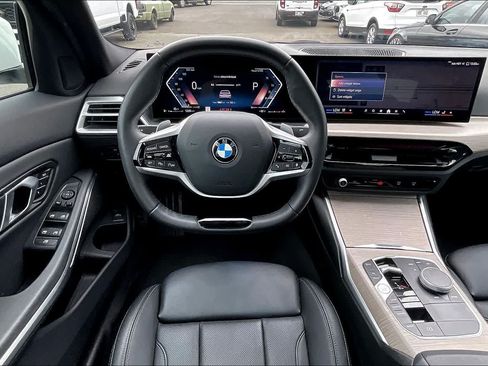 Used 2025 BMW 330i Sedan RWD image 14