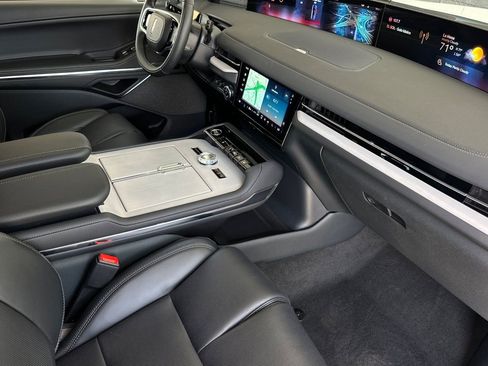 New 2026 Lincoln Navigator Reserve AWD/4WD image 16