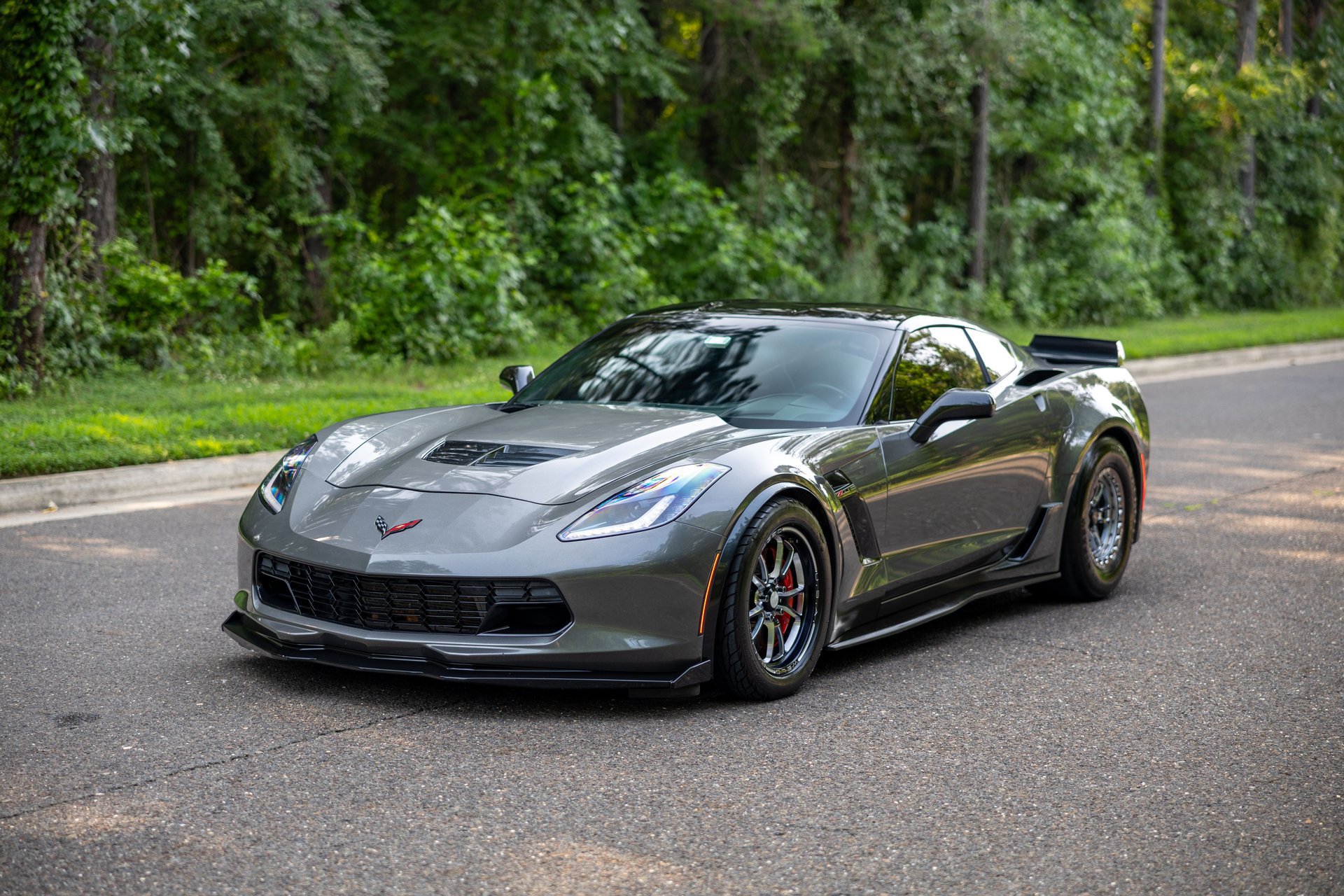 Used 2016 Chevrolet Corvette Z06 w/ Battery Protection Package RWD image 9
