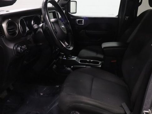 Used 2021 Jeep Wrangler Unlimited Sport AWD/4WD image 18