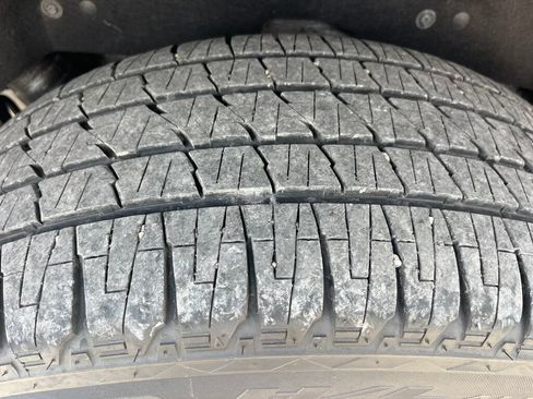 Used 2018 Chevrolet Tahoe Premier AWD/4WD image 13