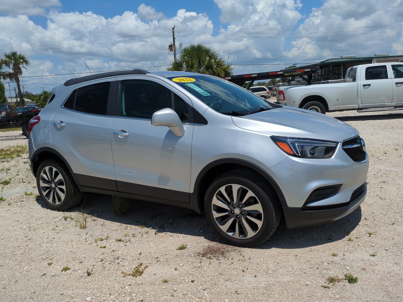 Used 2022 Buick Encore Preferred w/ Safety Package AWD/4WD image 2