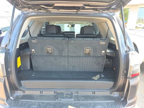 Used 2023 Toyota 4Runner Limited AWD/4WD image 6