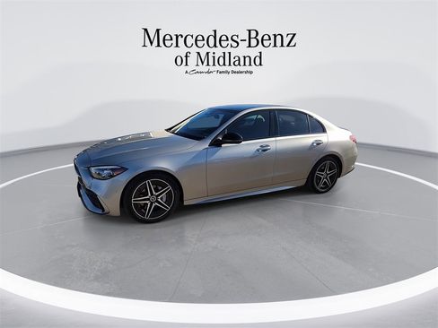 Used 2024 Mercedes-Benz C 300 4MATIC Sedan image 4