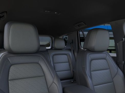 New 2026 Chevrolet Equinox LT w/ Convenience Package II FWD image 24