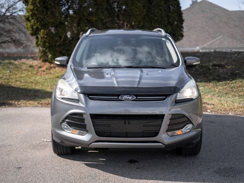 Used 2014 Ford Escape Titanium image 2