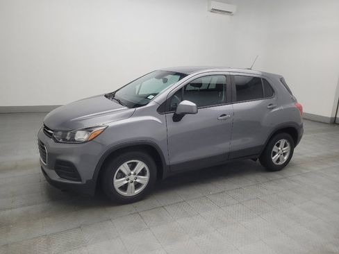 Used 2020 Chevrolet Trax LS w/ Tint and Cruise Package FWD image 2