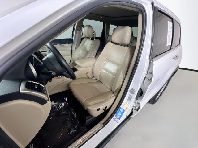Used 2017 Jeep Grand Cherokee Limited w/ Luxury Group II RWD image 10
