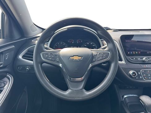 Used 2024 Chevrolet Malibu LT FWD image 12