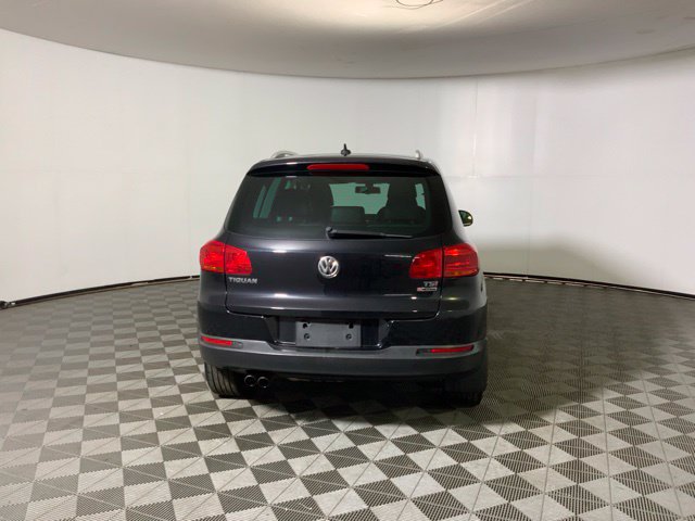 Used 2016 Volkswagen Tiguan SE AWD/4WD image 6