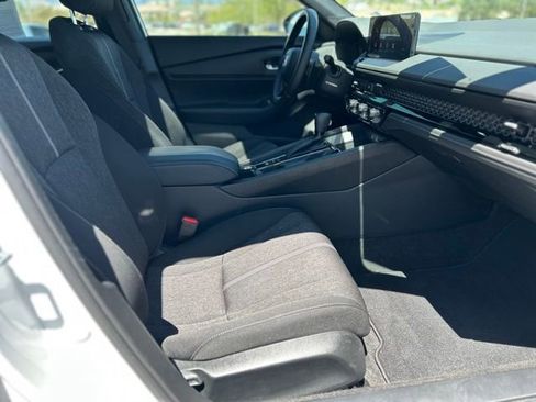 Used 2024 Honda Accord Sport image 32