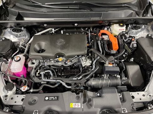 Certified 2025 Toyota RAV4 LE image 9