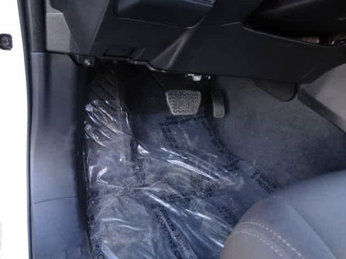 Used 2025 Toyota Tacoma SR5 image 16