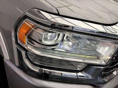 Used 2020 RAM 3500 Limited image 28