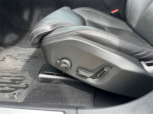 Used 2022 Volvo XC60 B5 Inscription w/ Protection Package Premier image 20