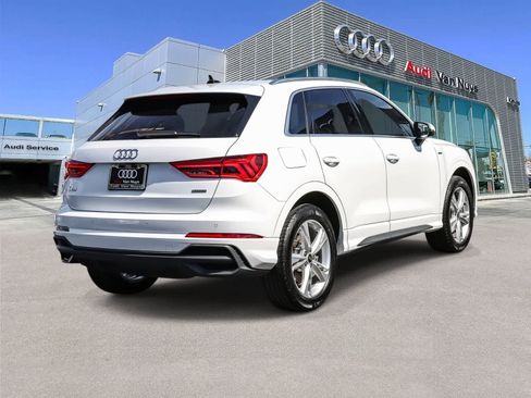 Used 2023 Audi Q3 2.0T Premium Plus w/ Premium Plus Package AWD/4WD image 4
