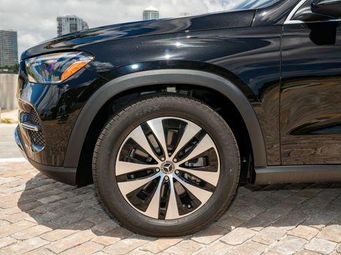 Used 2025 Mercedes-Benz GLE 450 4MATIC image 15