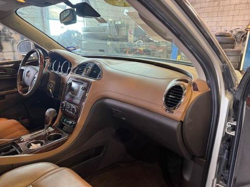 Used 2015 Buick Enclave Premium FWD image 35