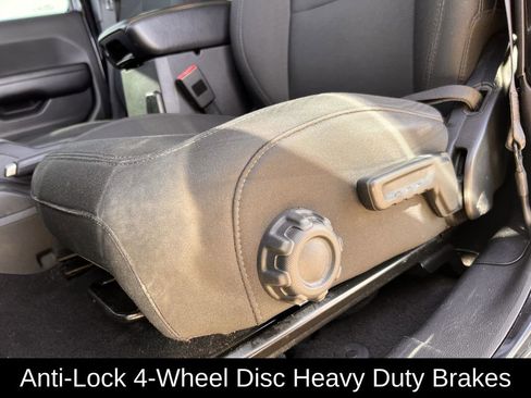 Used 2020 Jeep Gladiator Sport w/ Quick Order Package 24S image 28