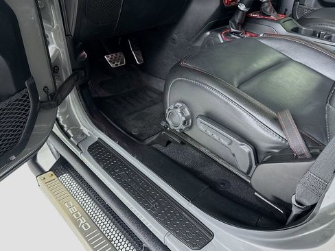 Used 2021 Jeep Wrangler Unlimited Rubicon image 18