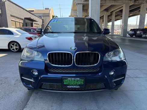 Used 2011 BMW X5 xDrive35i image 2