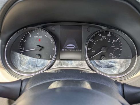 Used 2019 Nissan Rogue SL w/ Premium Package FWD image 30