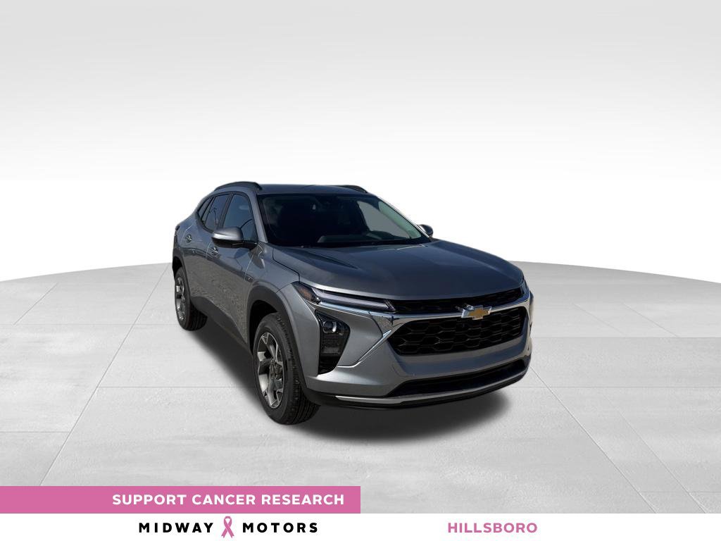 New 2026 Chevrolet Trax LT w/ Driver Confidence Package FWD image 1