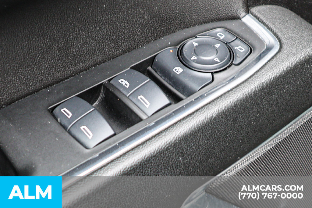 Used 2025 Chevrolet Silverado 1500 LT AWD/4WD image 43
