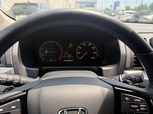 Certified 2025 Honda Odyssey EX-L image 16