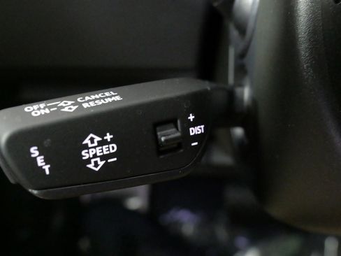 Used 2024 Audi Q8 e-tron Premium Plus w/ Premium Plus Package image 50