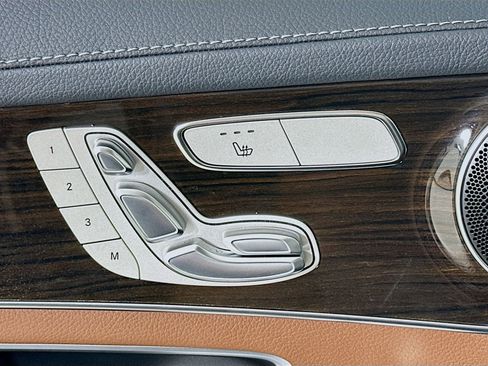 Used 2022 Mercedes-Benz GLC 300 4MATIC Coupe image 21