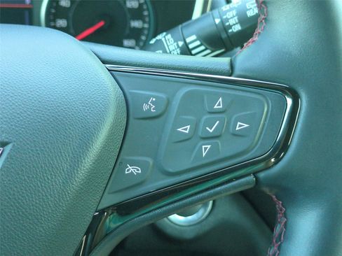 Used 2024 Chevrolet Equinox RS w/ RS Leather Package FWD image 18