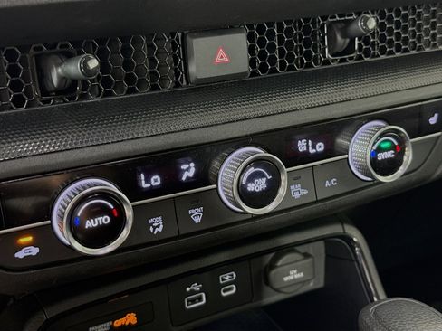 Used 2023 Honda CR-V EX image 17