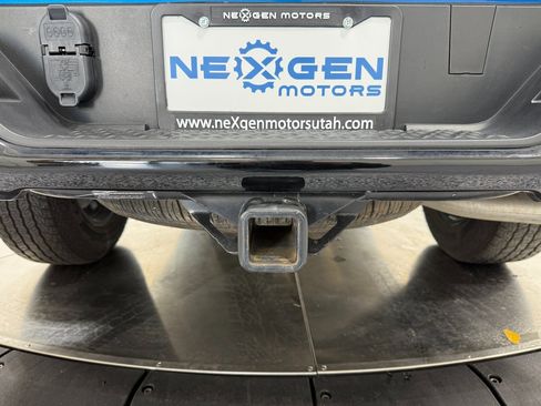 Used 2023 Chevrolet Colorado Trail Boss w/ Advanced Trailering Package image 43