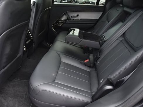 Used 2025 Land Rover Range Rover Sport SE AWD/4WD image 22