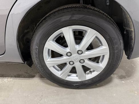 Used 2017 Toyota Yaris LE FWD image 7