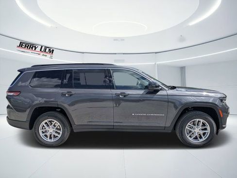 New 2026 Jeep Grand Cherokee L 2WD image 2