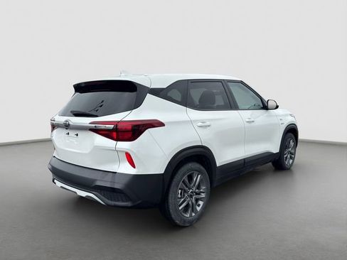 Used 2021 Kia Seltos LX AWD/4WD image 6