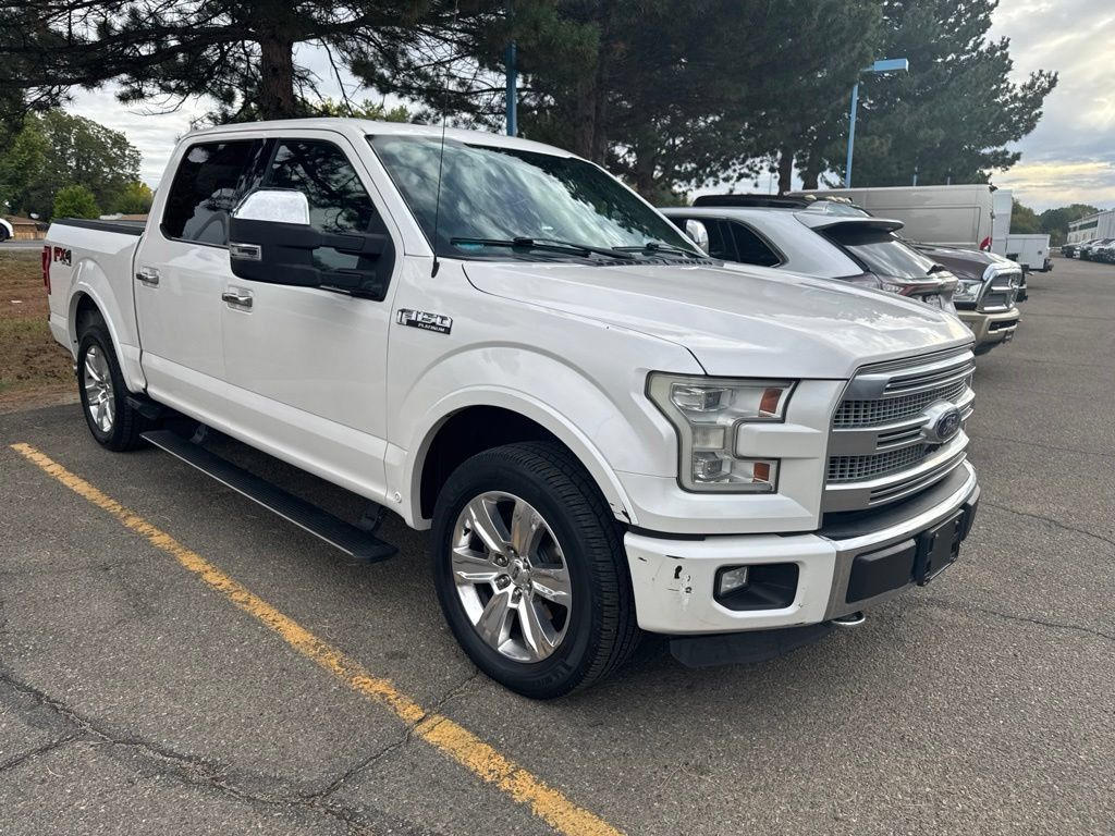 Used 2015 Ford F150 Platinum w/ Equipment Group 701A Luxury AWD/4WD image 5