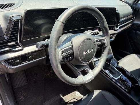Used 2023 Kia Sportage EX AWD/4WD image 5