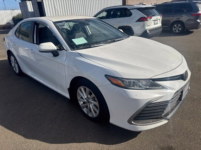Used 2024 Toyota Camry LE FWD image 4