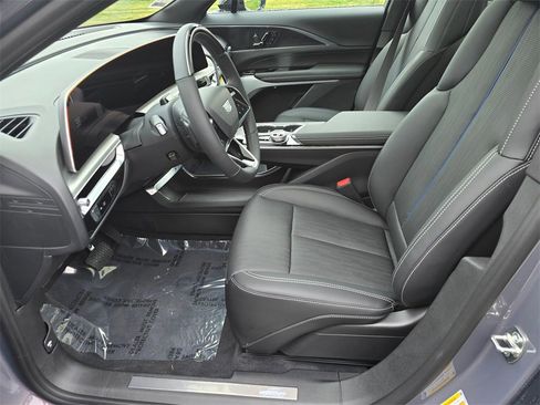 New 2026 Cadillac Lyriq Premium Luxury image 22