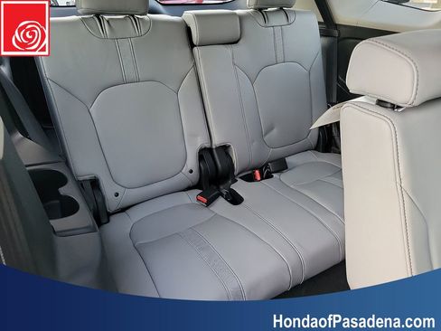 New 2025 Honda Pilot EX-L image 17