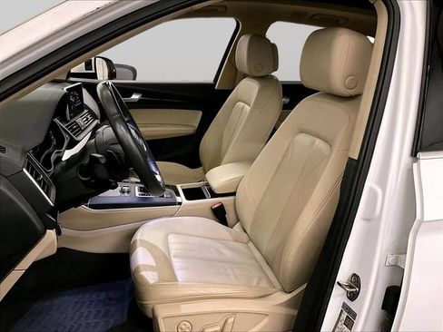 Used 2019 Audi Q5 2.0T Premium Plus w/ Premium Plus Package AWD/4WD image 25